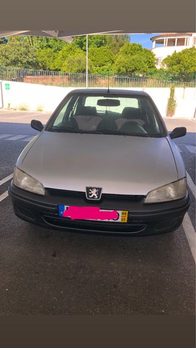 Vendo peugeot 4 portas