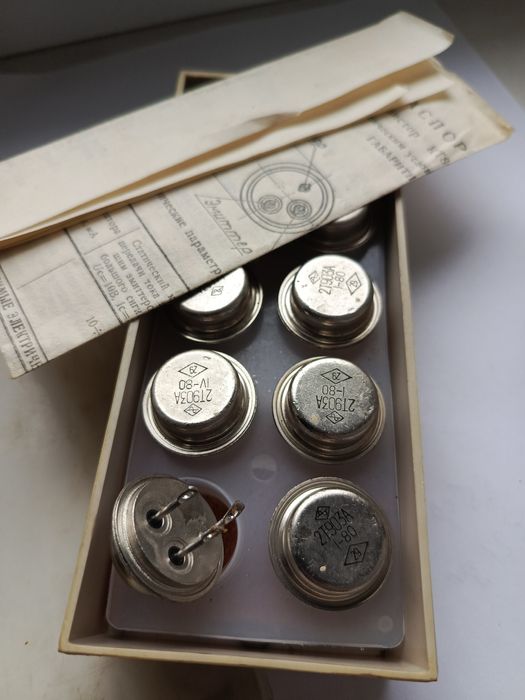 Радиодетали новые, транзистор,авиазап.ы..