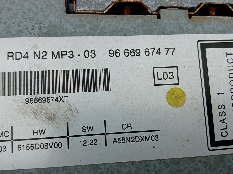 Rádio / auto-rádio PEUGEOT 5008 I (0U_, 0E_)