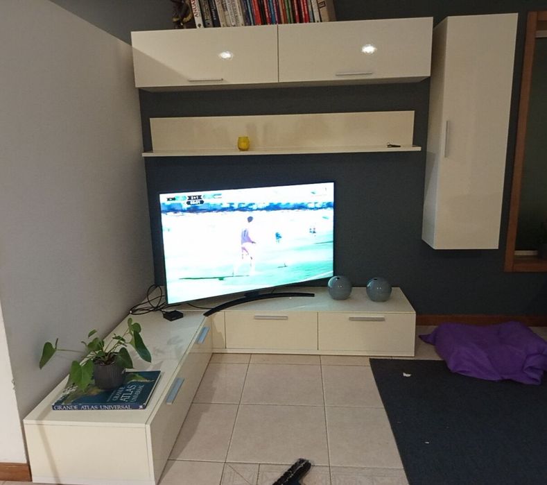 Mobília da sala usada