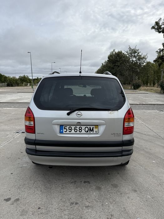 Vendo carrinha zafira 2.0 barata — photo 3