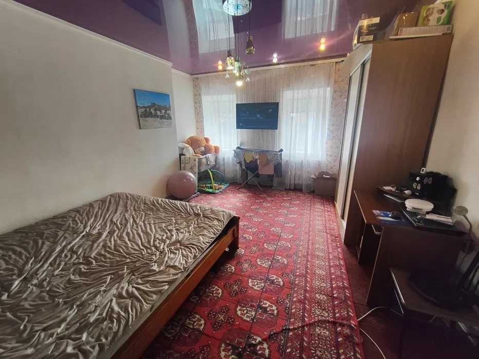 Продаж частини будинку з АГО та окремим двориком (В.Балка)
