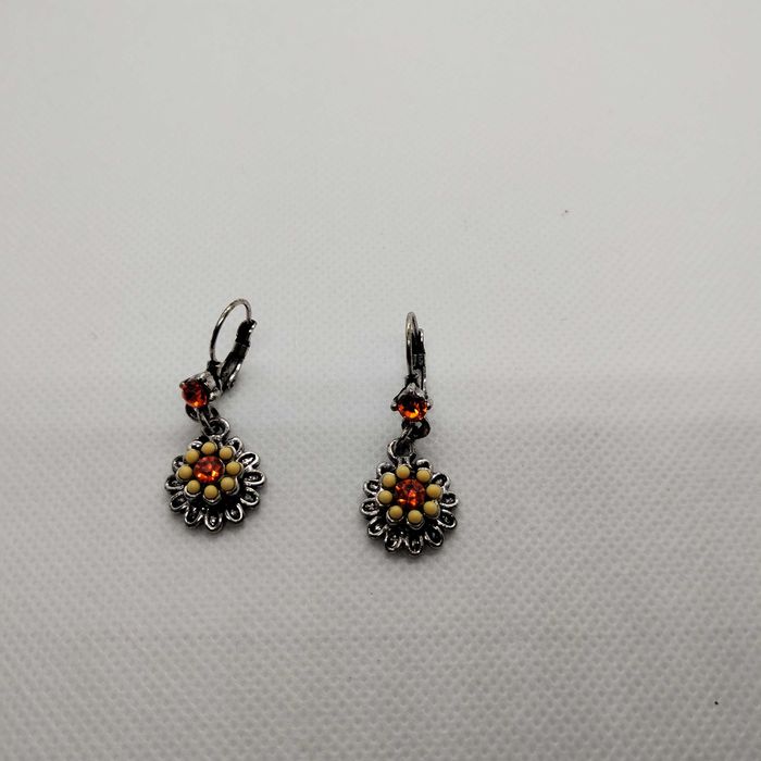 BRINCOS (7) 1 unid- 3€; 2 unid- 4€; 3 unid- 5€