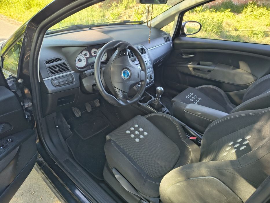Fiat Grandę Punto 2006 poj 1400cm prywatnie
