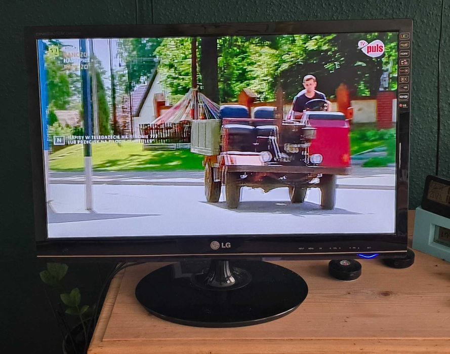 Telewizor lg cinema 3D 27cale funkcja monitora full7