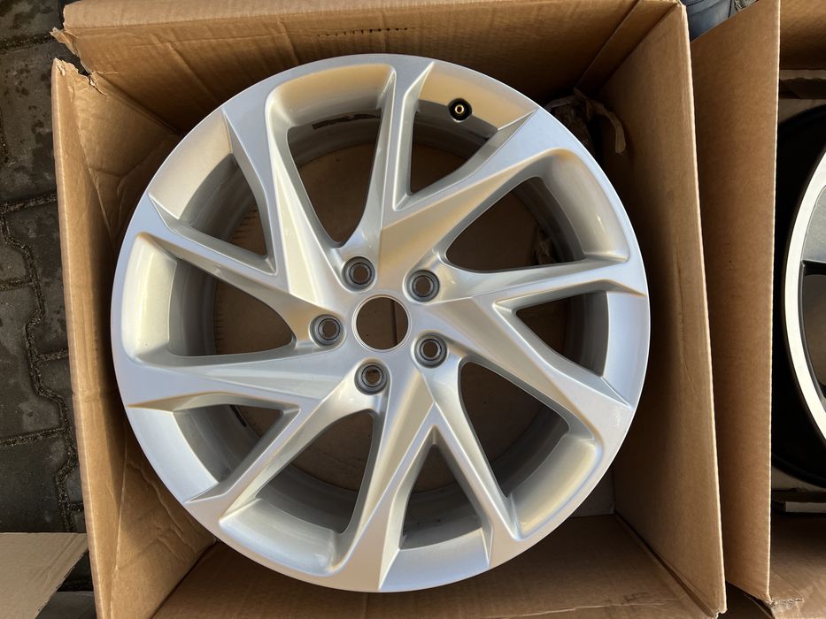 Felga 8,0x18 ET40 Seat Cupra Formentor jak NOWA