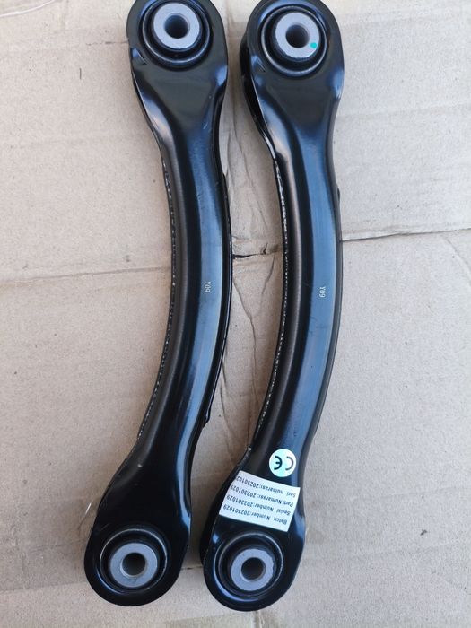 Ричаг задня підвіска (косточка) форд Єскейп