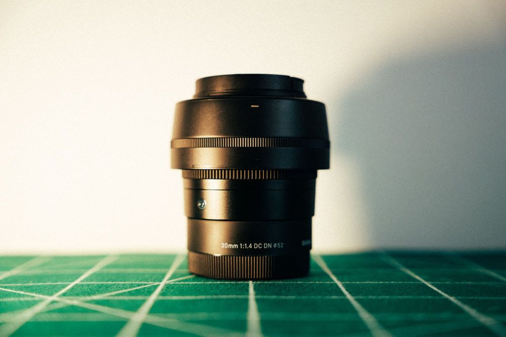 Objetiva Sigma 30mm F1.4 Sony E-Mount