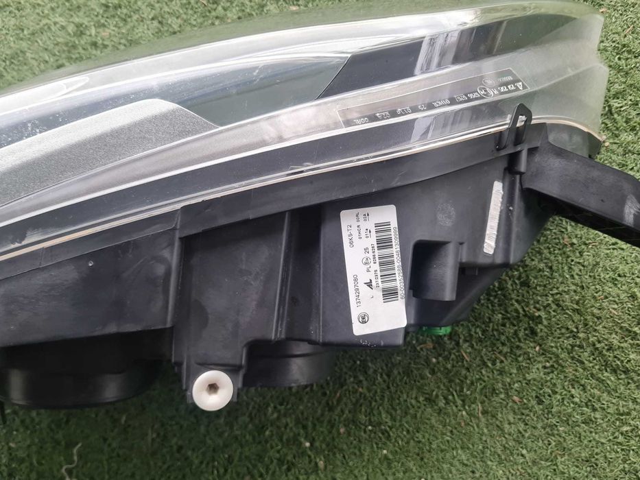 Farol Ótica Led esquerda Boxer/ Jumper/ Ducato