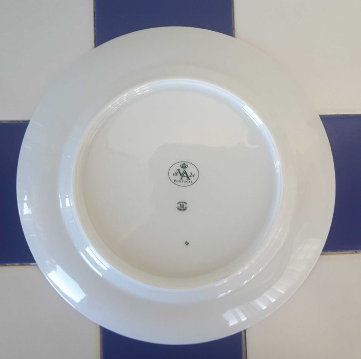 Prato Decorativo Vista Alegre - Coleção "Magnólia"