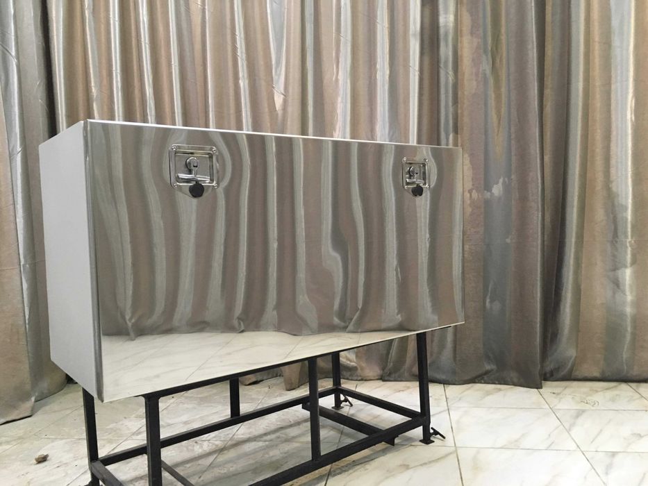 Інструментальний ящик для напівпричепів Tir-Box