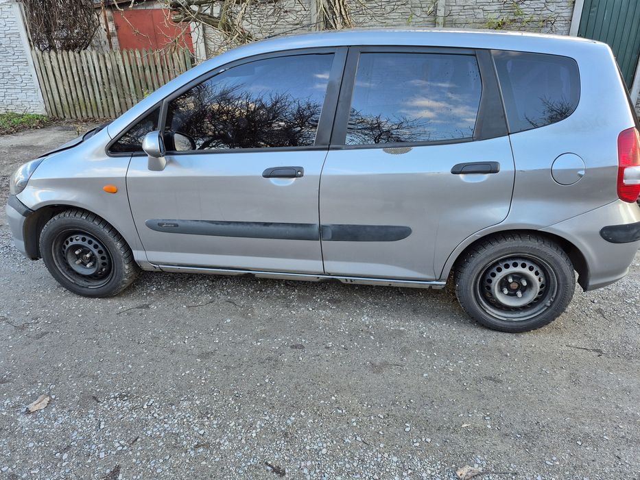 Продам Honda Jazz 2004