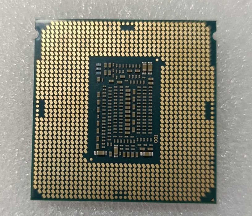 Процесор Intel Core i5-9500 3.0-4.4 GHz / 6 ядер / Socket 1151v2