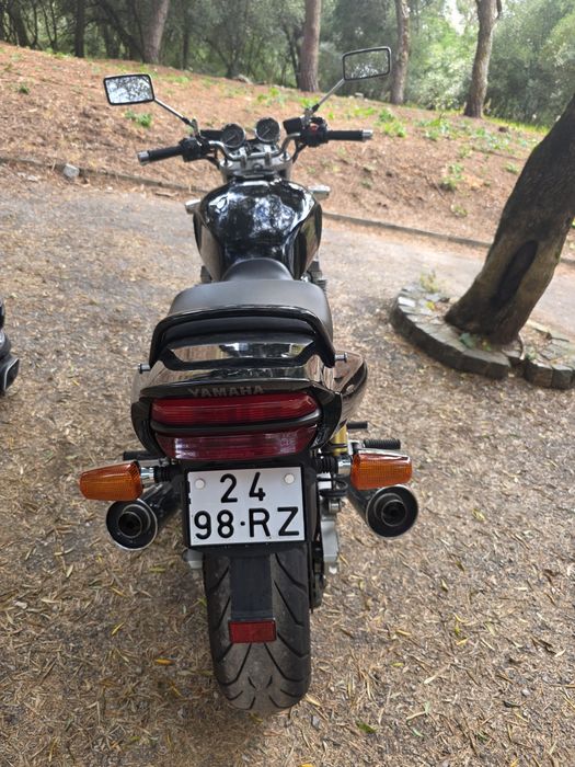 Yamaha XJR 1300 2001