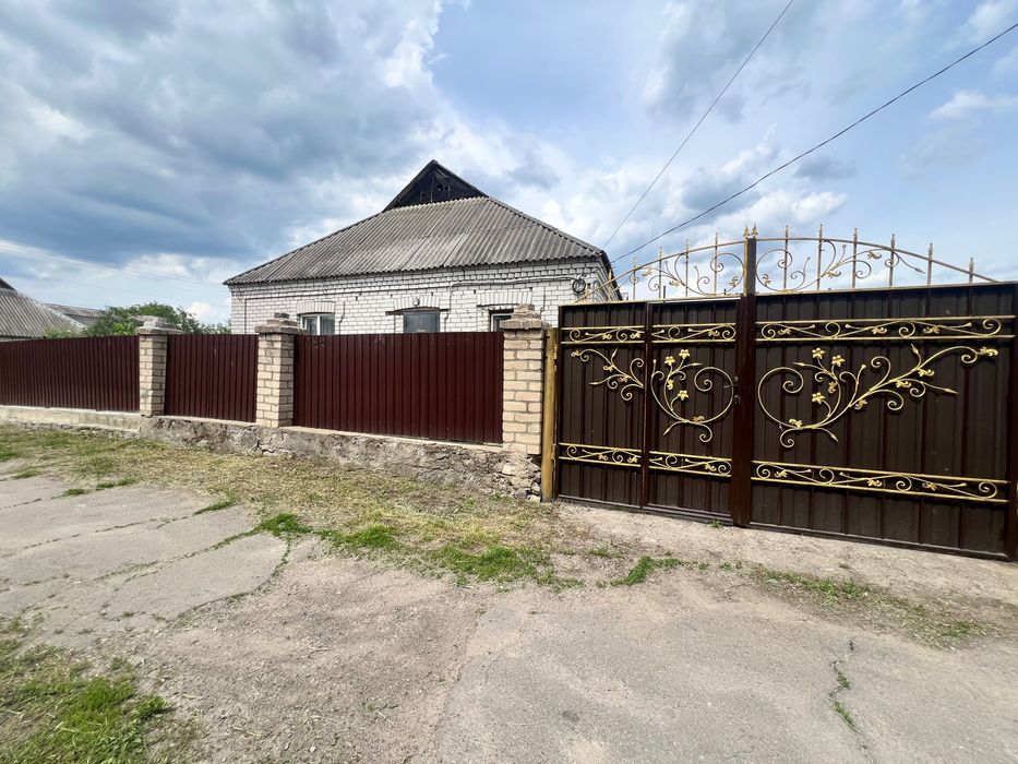 Будинок по вулиці Шовковична