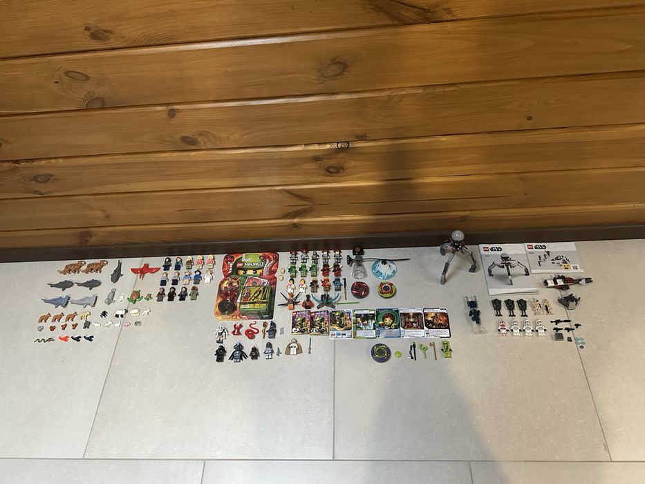 Продам/обменяю коллекцию Лего Lego наборы, фигурки, раритеты.