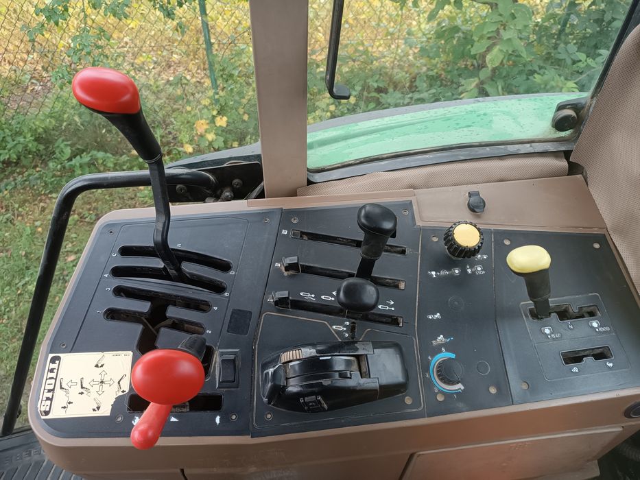 Ciągnik rolniczy John Deere 6400 SE