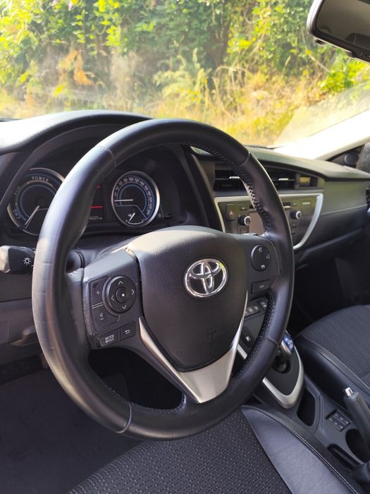 Toyota Auris Gasolina/Híbrido Top de linha