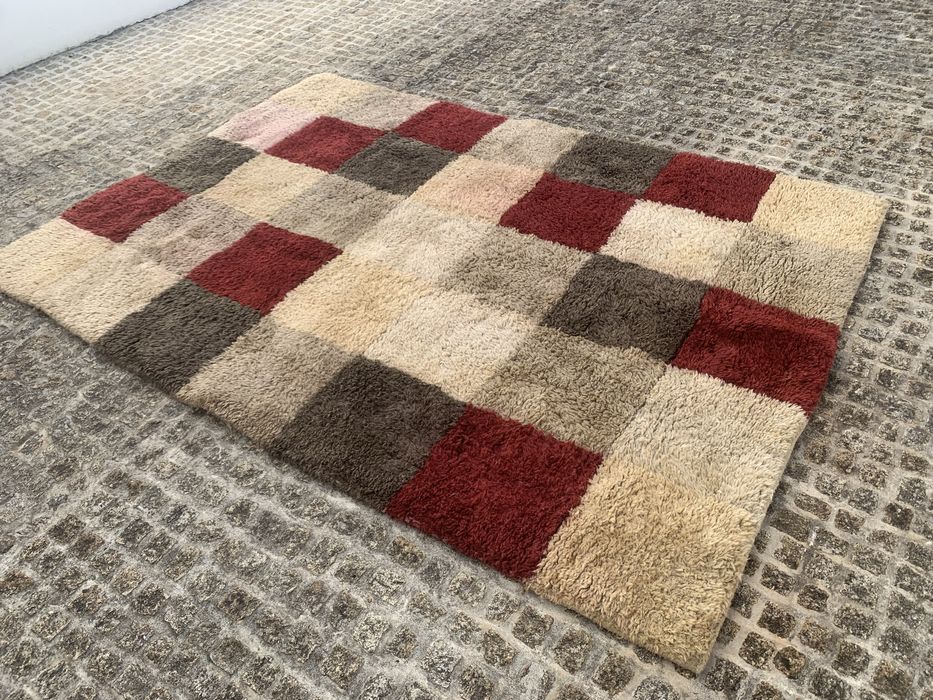 Tapete de sala motivo quadrados 240x170