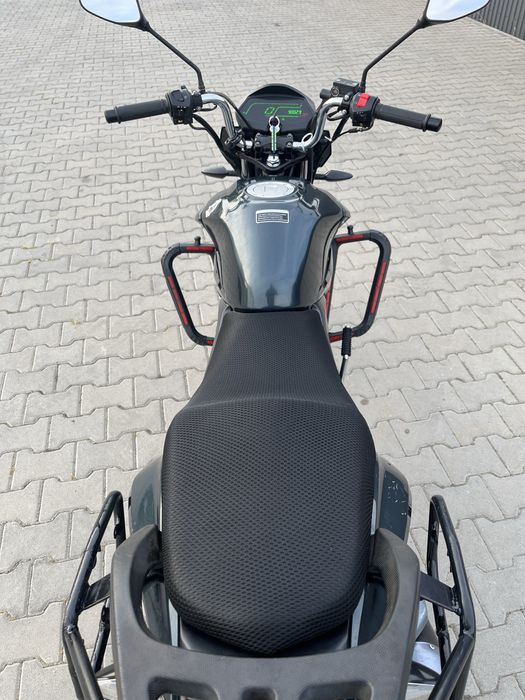 Продам мотоцикл ліфан сітір 175 2E