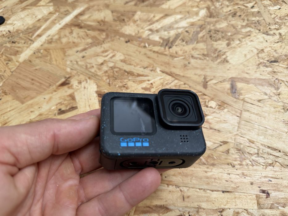 GoPro Hero 12 Black (Avariada / Não liga) – Para Peças ou Reparação
