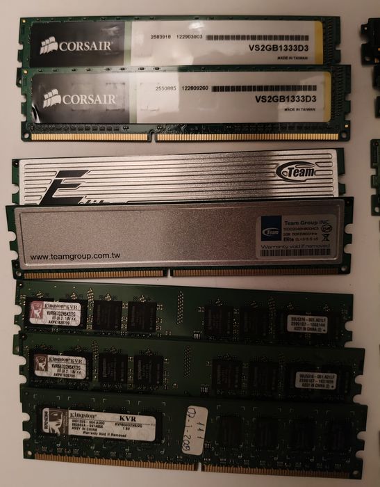 Memória DDR 2GB para PC64552388619395121