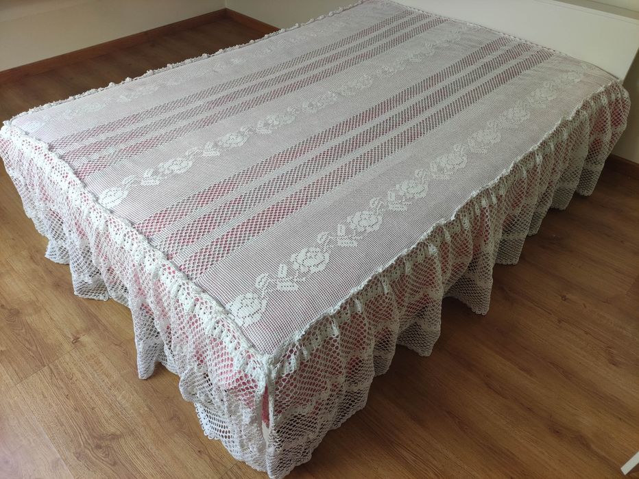 Colcha em renda para cama