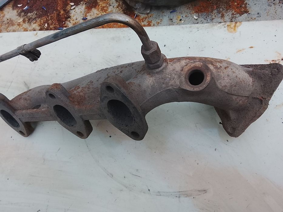 Кришка клапана ауді а6с4 v6 2.6 бензин