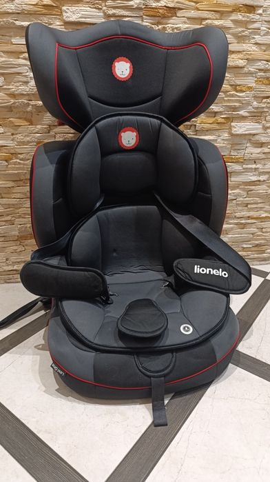 Дитяче автокрісло lionelo