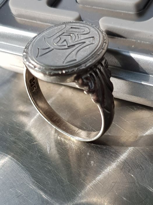 Srebro.Piękny sygnet dla Pani lub Pana