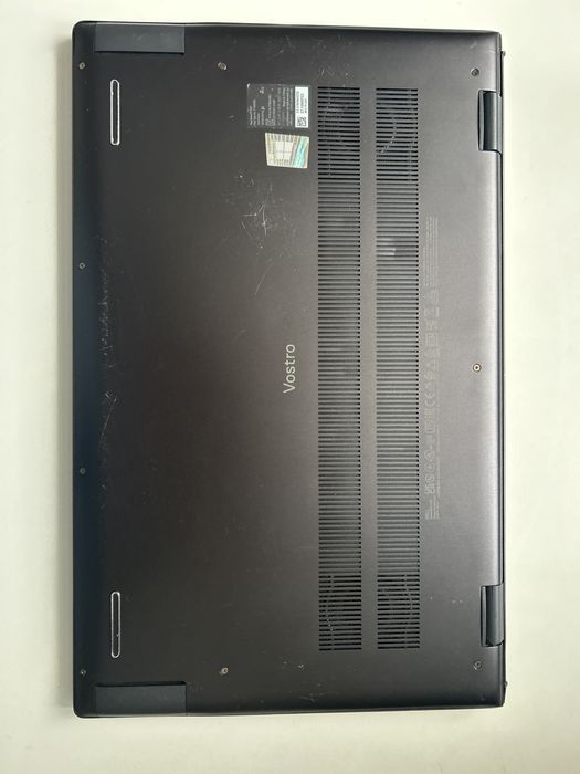 Dell Vostro 15 7510 i7 64 GB RAM RTX 3050 Ti 1 TB SSD Windows 11 Pro
