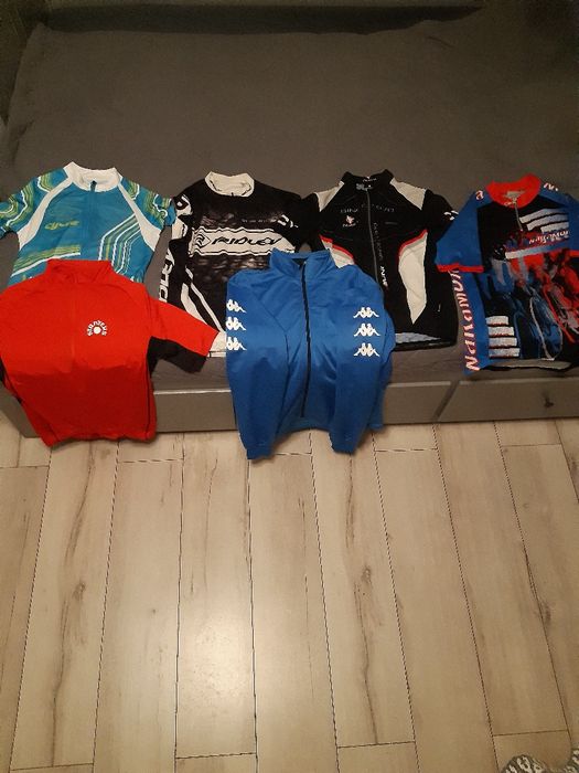 5 koszulek i bluza na rower za 100 zl