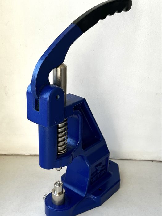 Прес для встановлення люверсів 5 мм