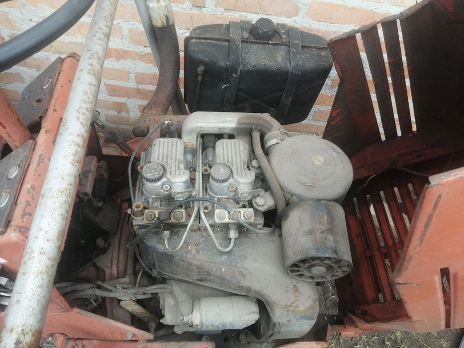 Продам трактор т-012 дизель