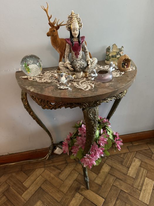 Hall de entrada antigo bronze c/ marmore