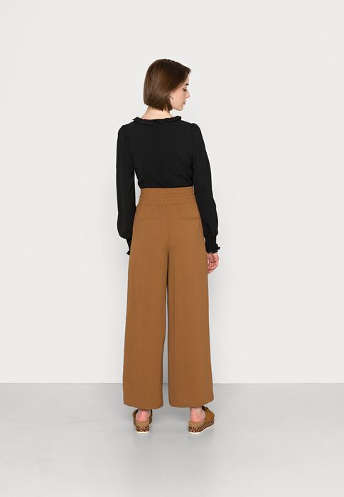 Spodnie materiłowe palazzo ONLY L