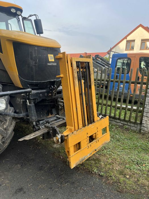 Maszt widlaka do ciągnika