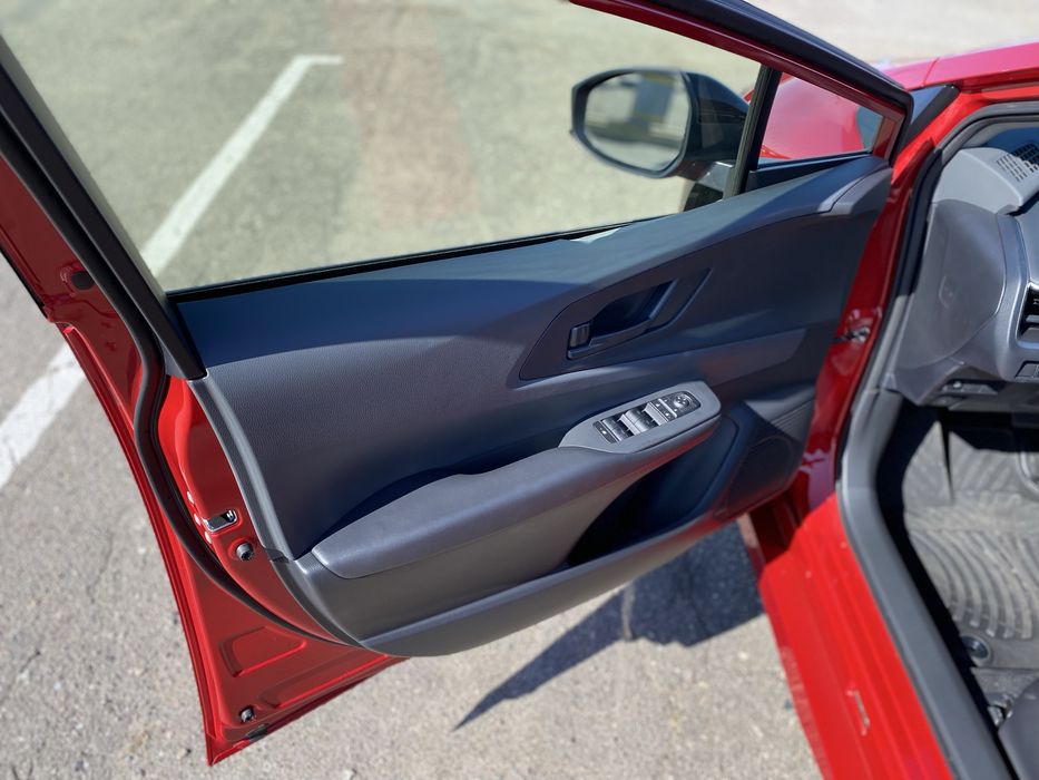 Toyota Prius AWD 2025р