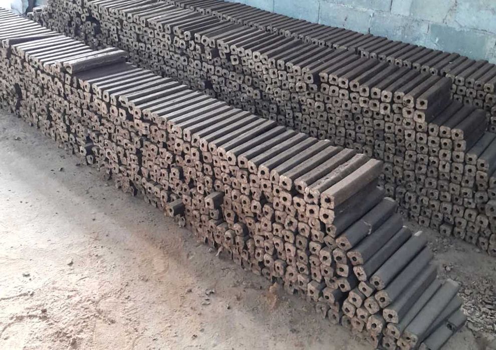 Вугілля, брикети, пелети паливні якість