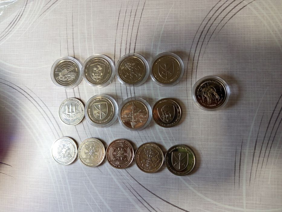 Колекційні 10 гривень металеві