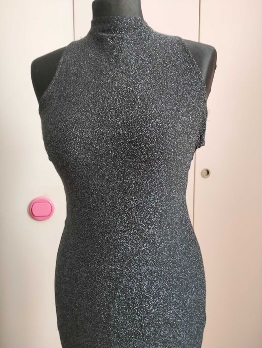 NOWA wieczorowa brokatowa sukienka marki Pull and Bear rozmiar M