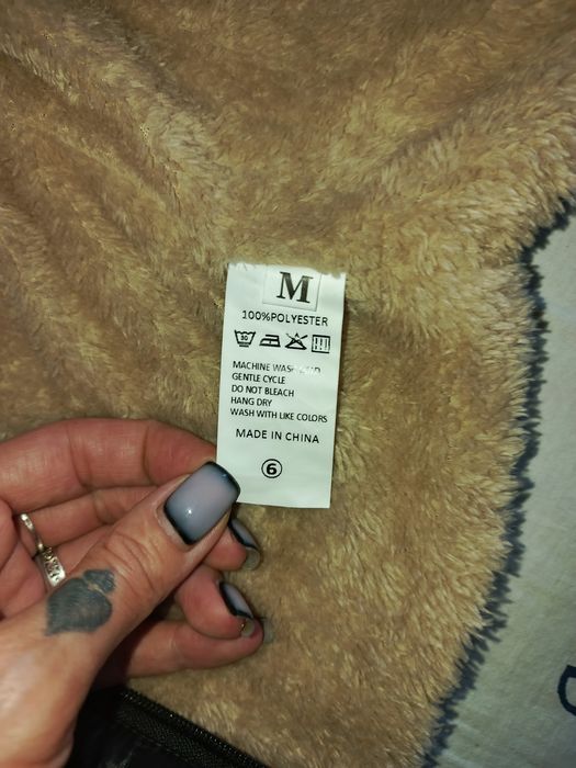 Нова осіння курточка 44 р