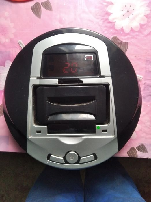 Пелосос робот кого цікавить пишіть на Вайбер