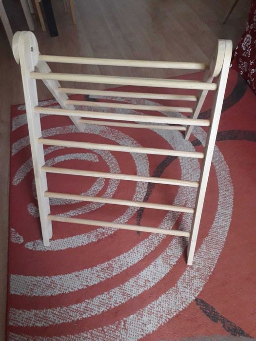 Triângulo Pikler Montessorri