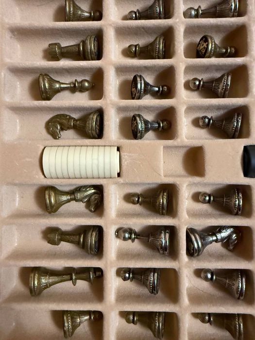 Шахмати Італія, оригінал на 5+