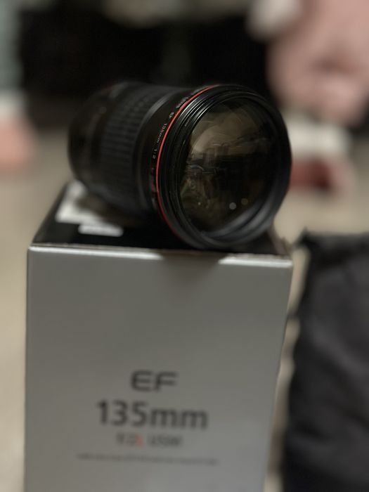 Canon EF 135mm f/2L USM