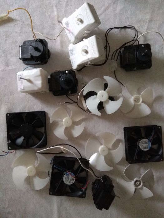 Вентилятор Liebherr ebmpapst mes swiss made 230V 50Hz 12v DC 1.1w 2w