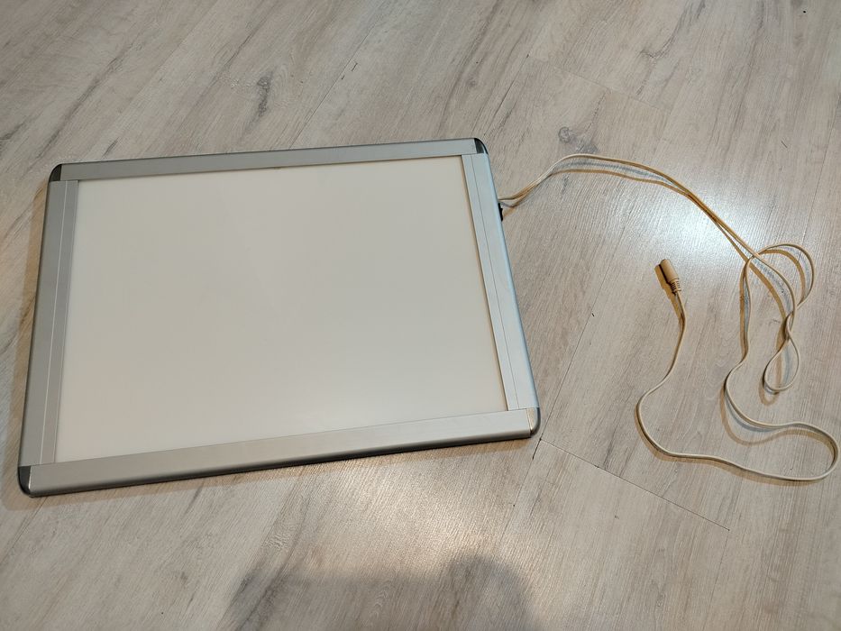 Rama/Reklama podświetlana LED 66x47