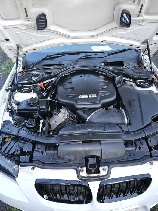Bmw m3 s65b40  silnik kompletny 76tys mil  2010 bmw e90 e92 e93