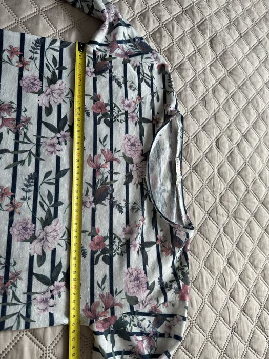 Sweter cienki w paski kwiaty wzorzysty S